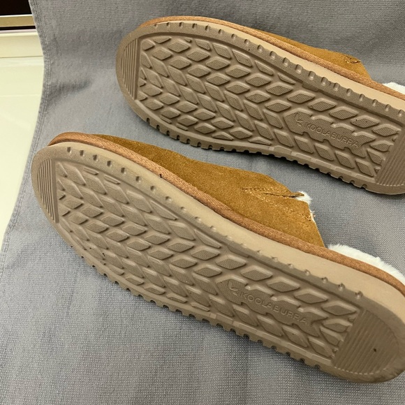 KOOLABURRA by UGG Women’s “SONELE” Slippers Size 9 worn 1 time Chestnut EUC - Picture 5 of 6